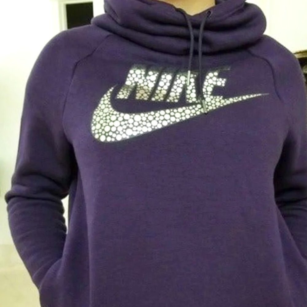 Nike Rally Funnel Neck Sweatshirt Women's Size M Purple Metallic Swish Hoodie
